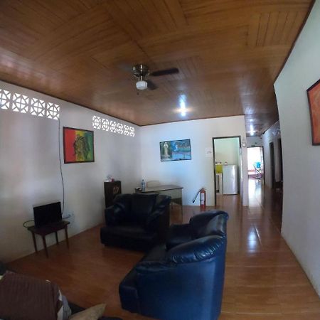 Hostal Augustos San Juan del Sur Exterior photo