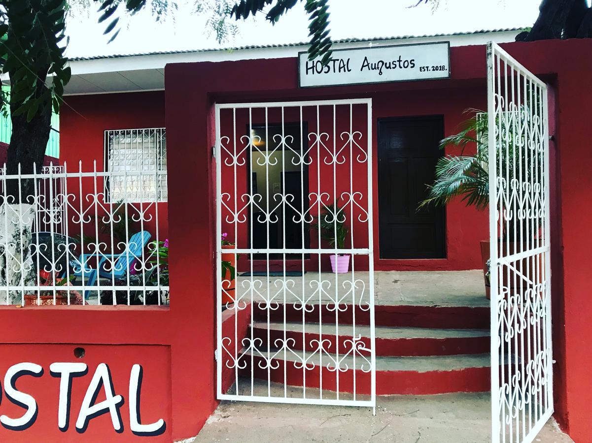 Hostal Augustos San Juan del Sur Exterior photo